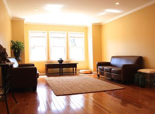 975 Cutspring Rd, Stratford, CT 06614