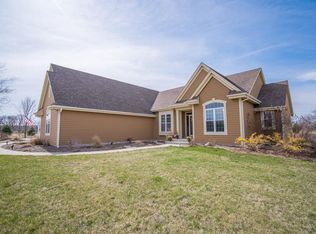 4741 Whitetail Trl, West Bend, WI 53095