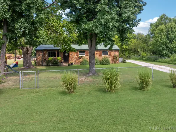 2015 N Okmulgee Ave, Okmulgee, OK 74447