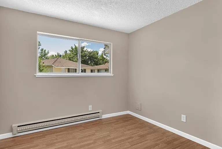 4951 Neil Cir #4 — Photo 7