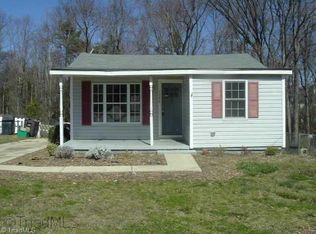 1006 W Burton Ave, High Pt, NC 27262