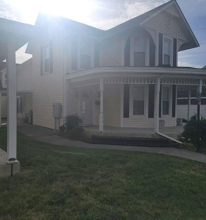 2nd image of 314 Chestnut St