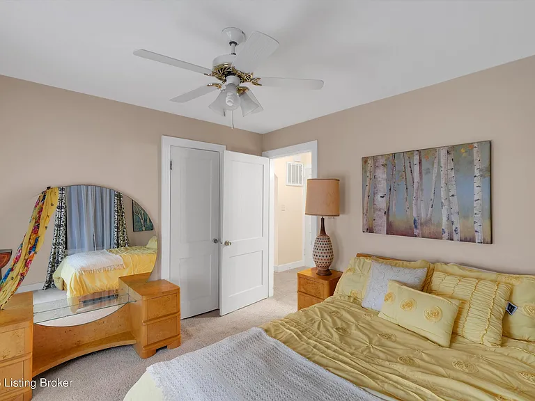 3534 Algonquin Pkwy — Photo 34