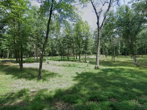 6346 E North Dr, Knox, IN 46534