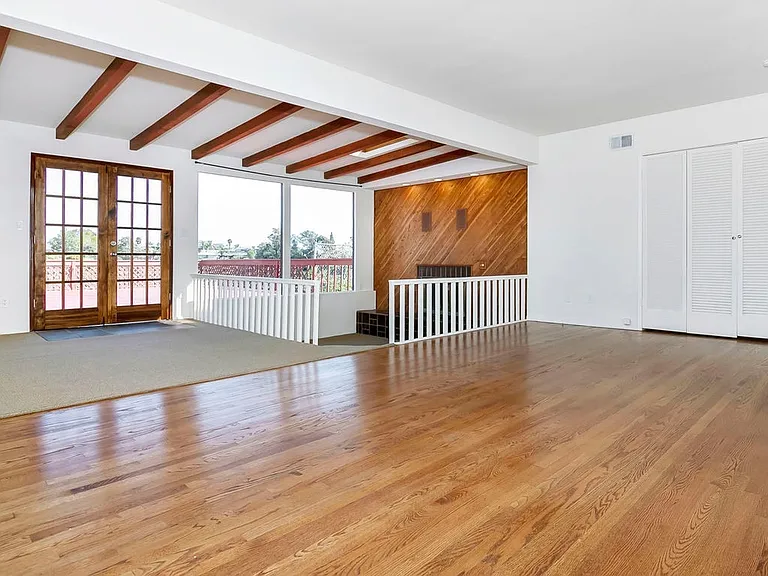 2171 Fairfield St — Photo 4