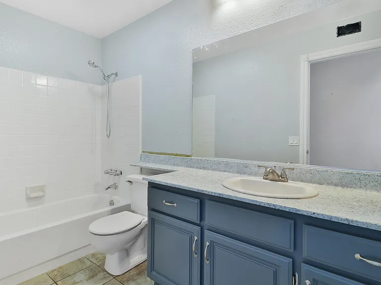 4590 Fern Valley Ct — Photo 21