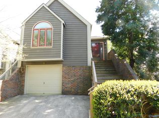 207 Knollridge Cir SE, Huntsville, AL 35801