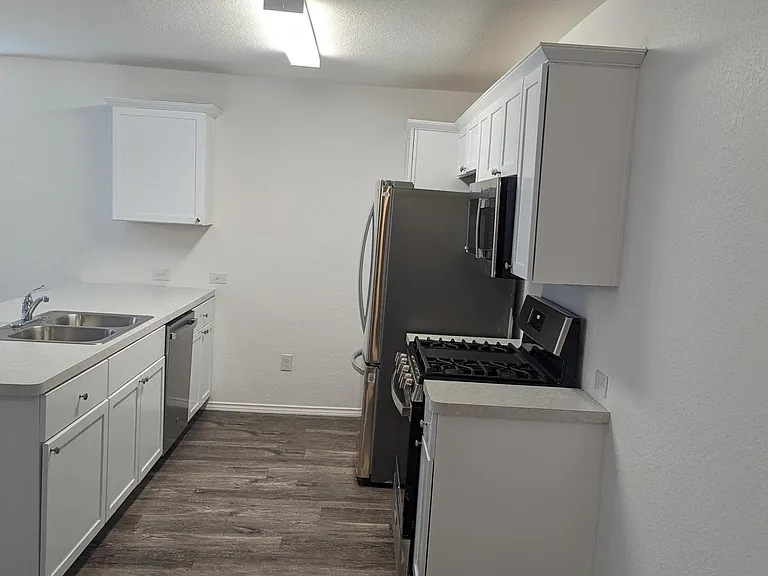10687 Penelope Way — Photo 9