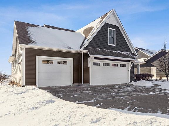 3rd image of 3535 Cobblestone Dr