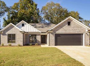 125 Sadie Ln, Tuscumbia, AL 35674