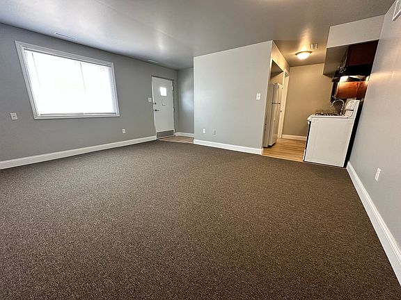 3rd image of 207 E 37th Ave #3
