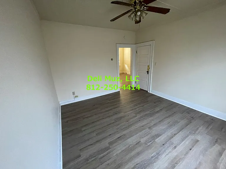 705 1/2 Court St #1/2 — Photo 12