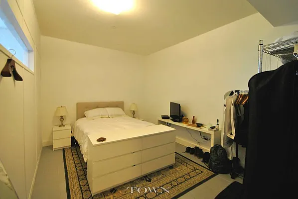 Rented by Town Residential | media 41