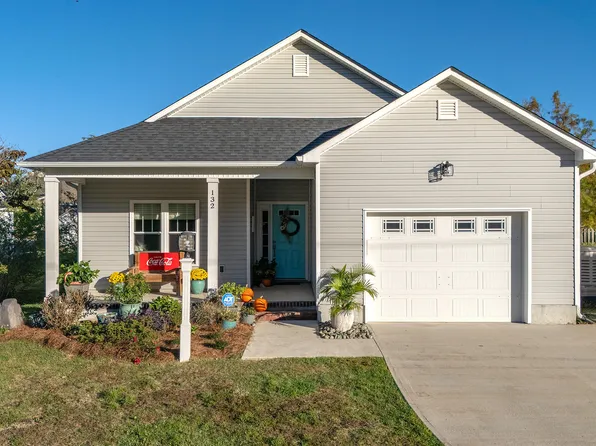 132 Chadwick Road, Beaufort, NC 28516