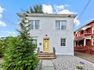 23 Hotchkiss Street, Middletown, CT 06457