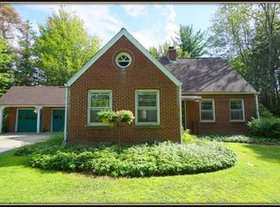 6201 Boston Ridge Rd, Orchard Park, NY 14127