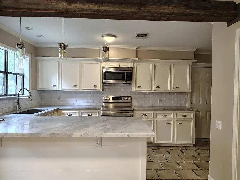 2823 Whitman Dr — Photo 14