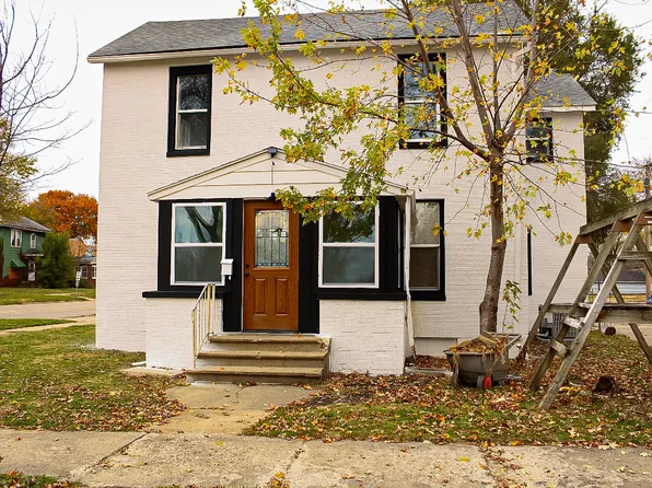 102 E Stanton St, Streator, IL 61364