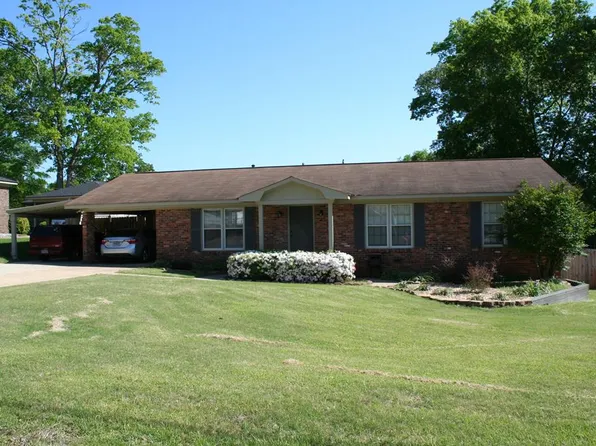 1632 Lokey Dr, Columbus, GA 31904