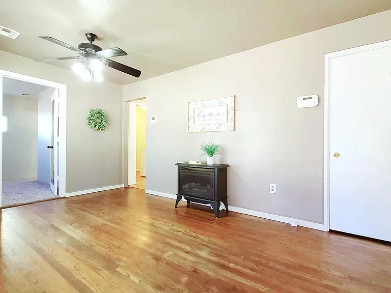 3512 N Holman Ct — Photo 5