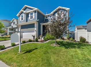4913 E Golden Meadow Xing, Eagle Mountain, UT 84005