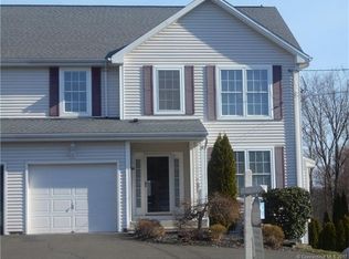 95 Hobart St, Southington, CT 06489