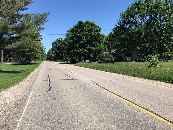 5th image of 6897 72nd Ave