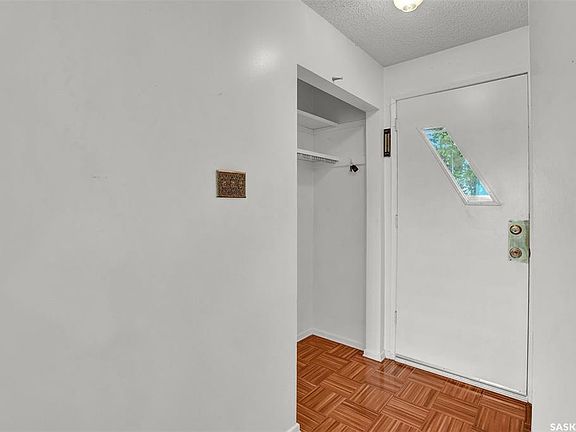 5th image of 4825 Sherwood DRIVE