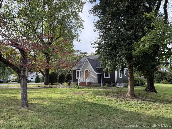 1901 Utica Pike, Jeffersonville, IN 47130