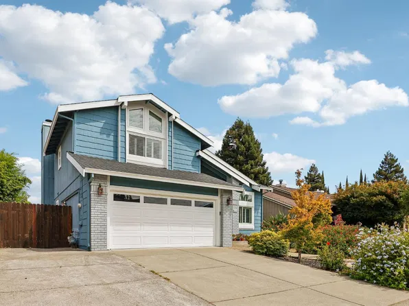 419 Inverness Way, Vacaville, CA 95687