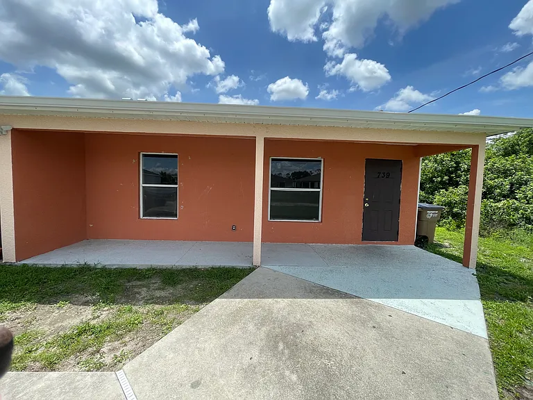 Jack Ave S — Photo 22