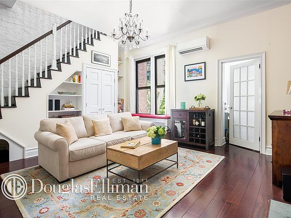 2nd image of 333 W 84th St APT 5