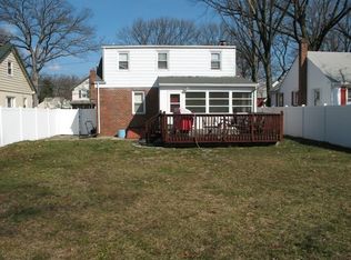 715 Filbert St, Palmyra, NJ 08065