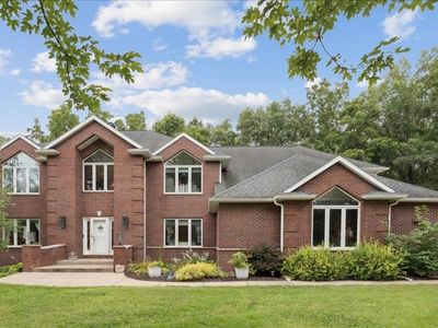 3145 Deerfield Dr NE, Swisher, IA, 52338