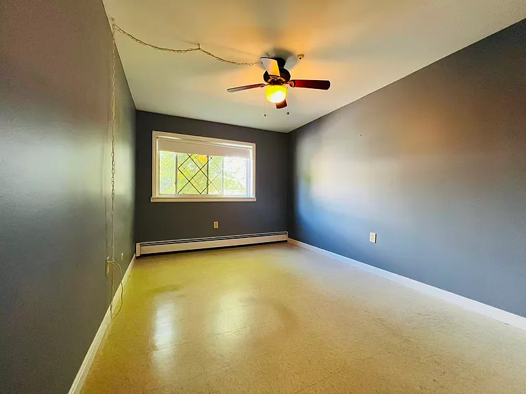 30 Fernview Ave #4 — Photo 8