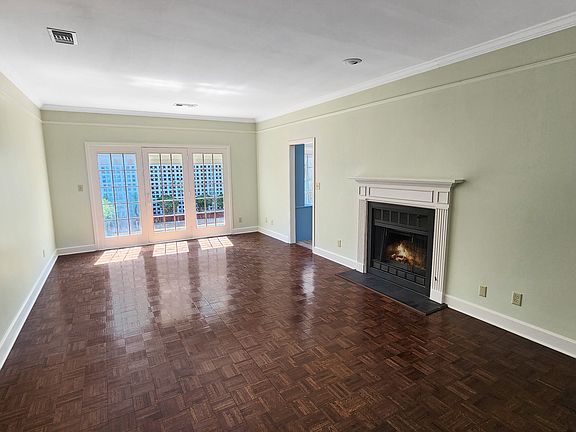 3rd image of 2067 Hazel Hedge Ln