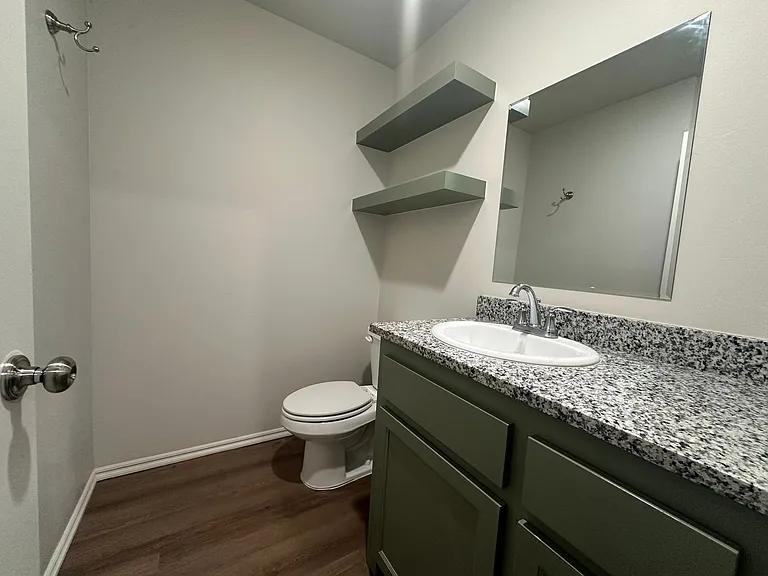 10814 NW 119th Pl — Photo 17