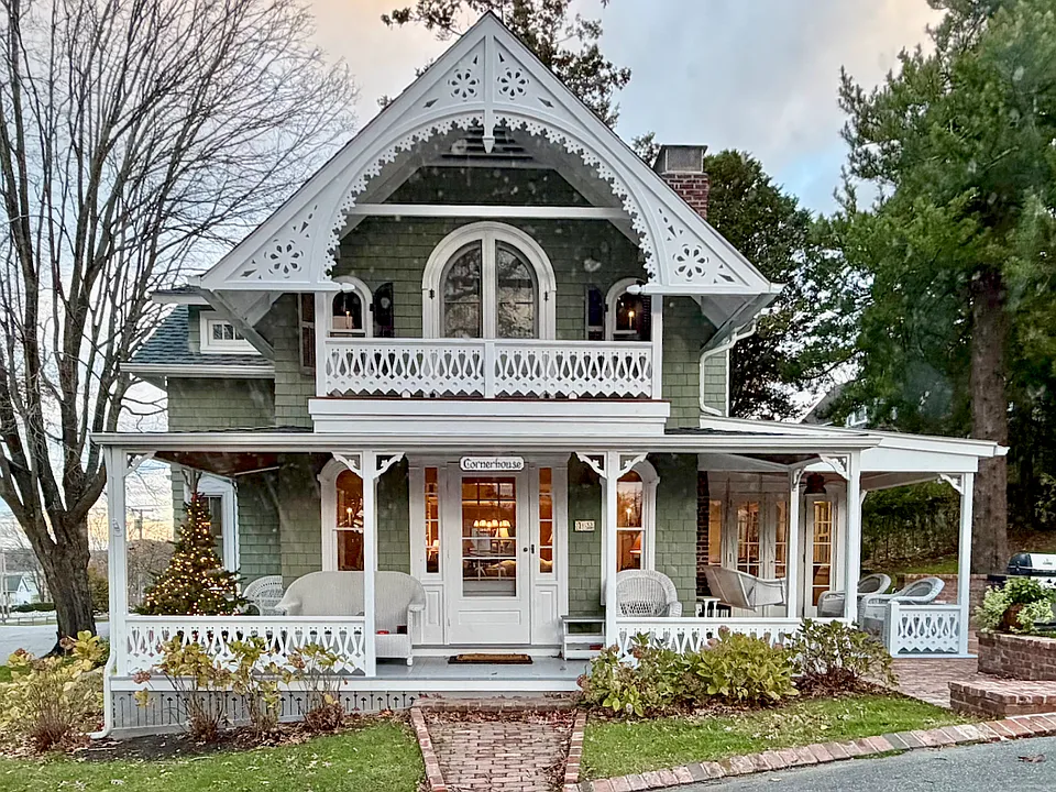12 Wesley Ave