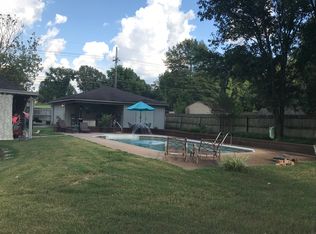 475 Cherry Tree Ln, Southaven, MS 38671