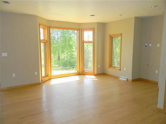 3rd image of W8648 Elm Ave
