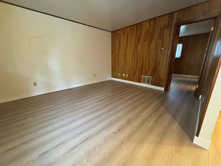 326 W Kenwood Dr #11 — Photo 10