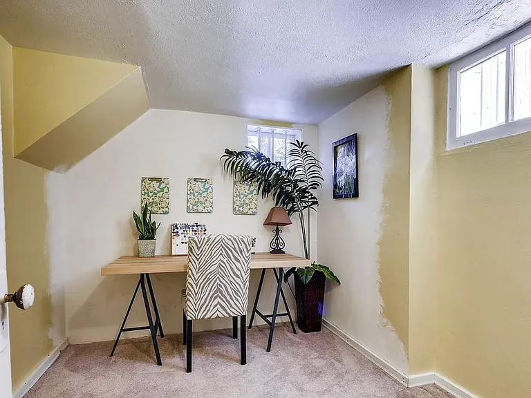 1548 Jackson St — Photo 15