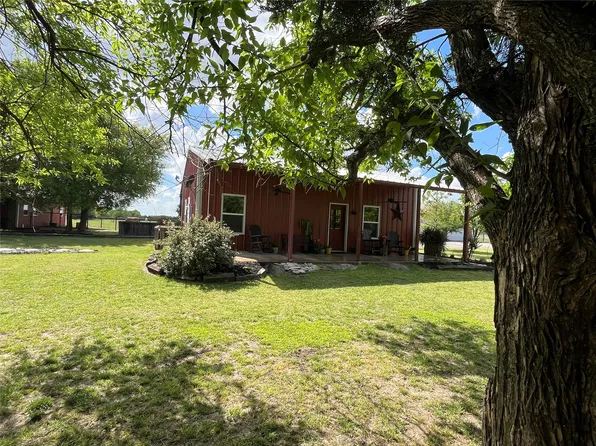 8665 County Road 669, Blue Ridge, TX 75424