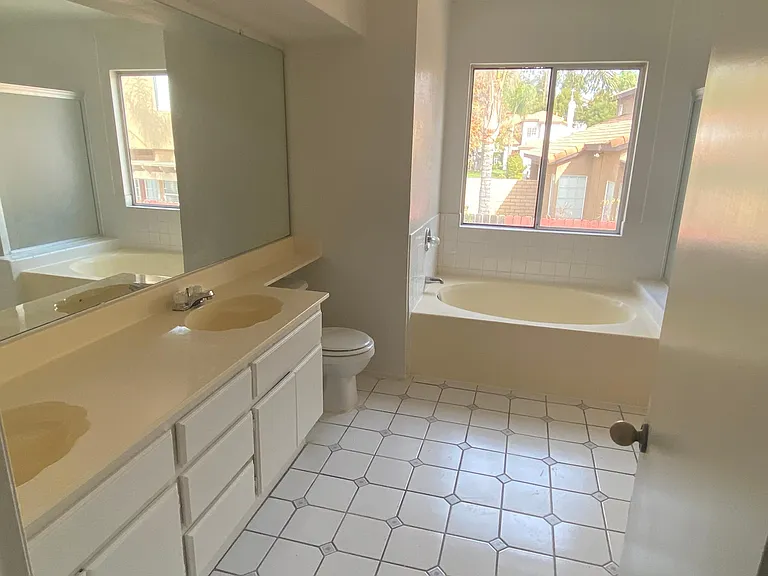 10780 Village Rd — Photo 13