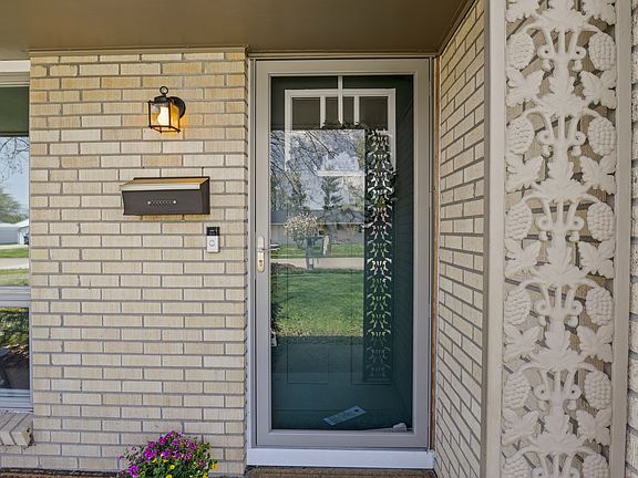 2nd image of 2130 Westline Dr