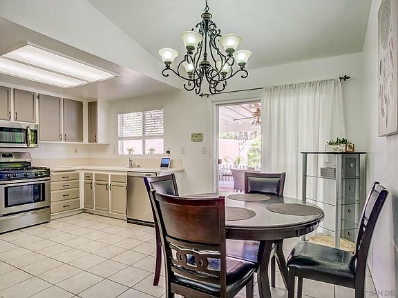 3rd image of 39704 Sunrose Dr