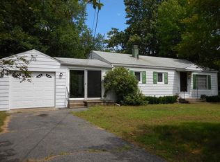 7 Benger Ave, South Hadley, MA 01075