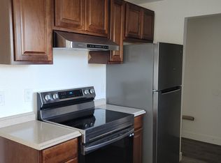 23134 NE Halsey St #4, Troutdale, OR 97060