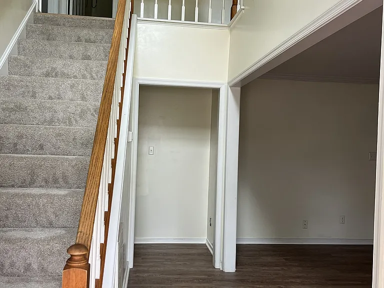 5948 Park Forest Ln — Photo 11