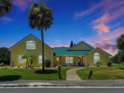 886 Matthews Ave, New Smyrna Beach, FL, 32169